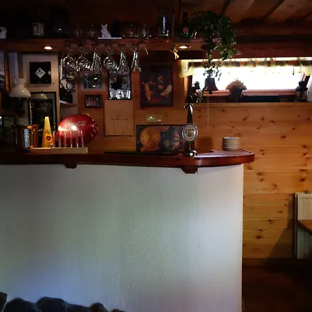 Pod Pustevnami Chalet *